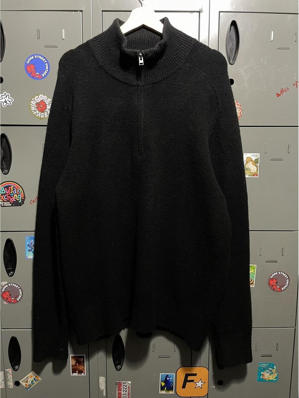 JW ANDERSON uniqlo black zip sweater xl